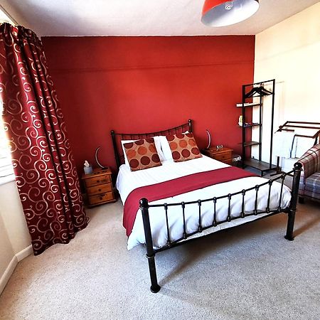 Quiet Comfortable Patcham Studio Free Parking Hallway Shared With Host Apartment Brighton Luaran gambar